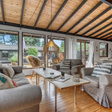 Thorunn - 250m From The Sea By Interhome Gedser