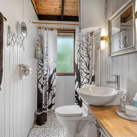 Thorunn - 250m From The Sea By Interhome *